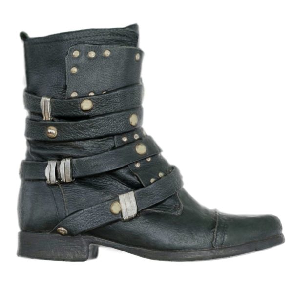 Vintage Boot Gothic
